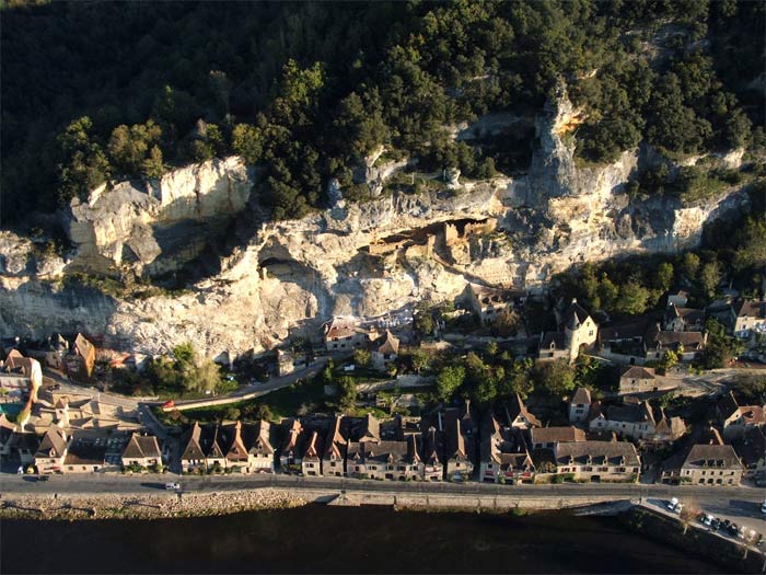 La_Roque_Gageac__2_2006.jpg