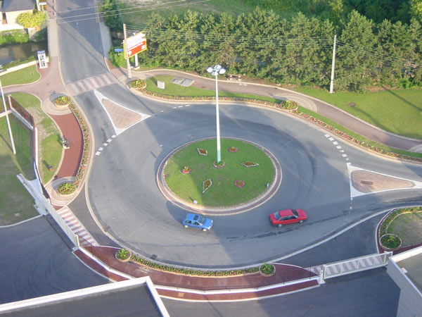 rond-point-vesines.jpg