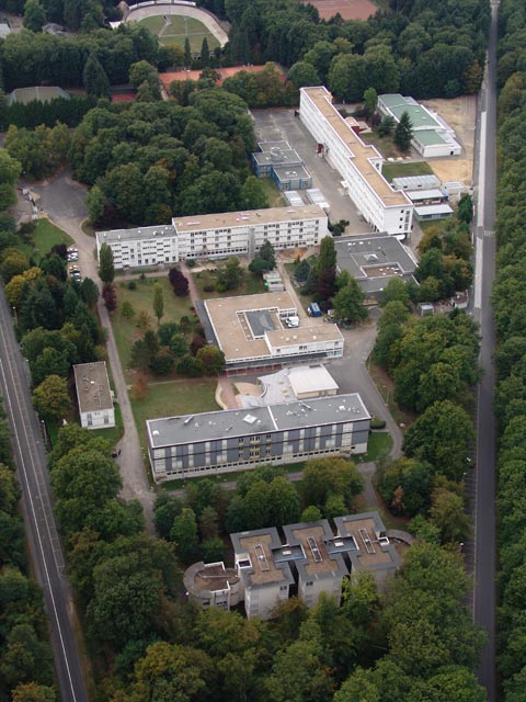lycee-en-foret2.jpg