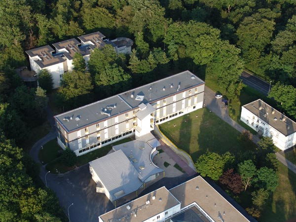 lycee-en-foret2b.jpg