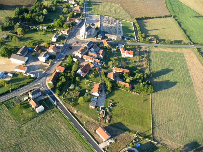Bourg_3.jpg