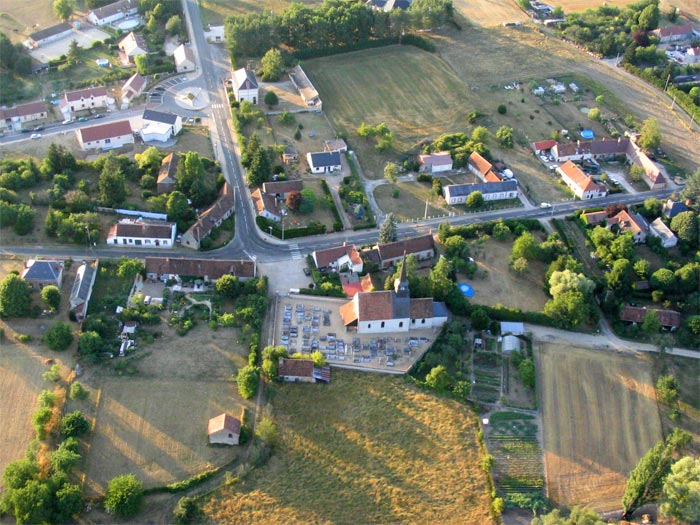 Bourg_Presnoy_2.jpg